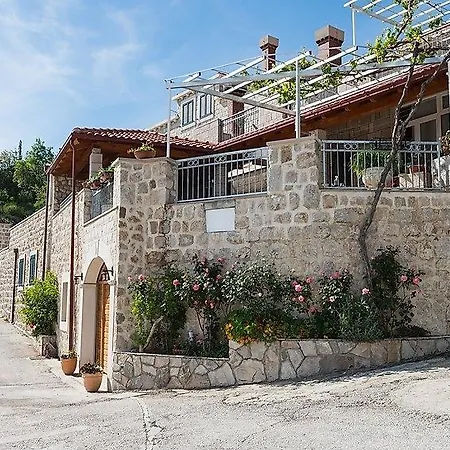 Rural Holiday Retreat * تْسافتات